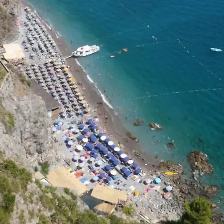 Villamena Nocleg ze śniadaniem Furore