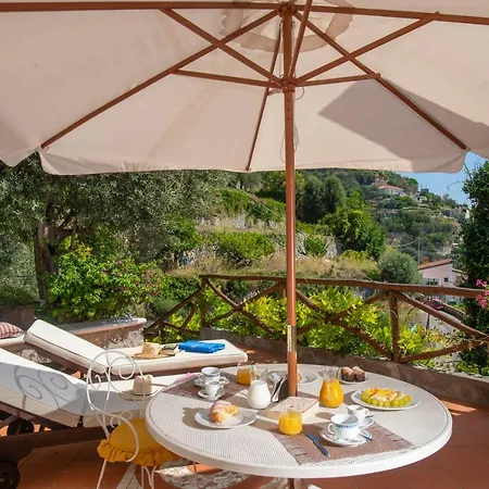 Villamena Bed and breakfast
